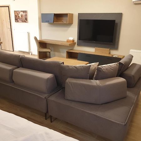 Olive Deluxe Apartment Kardítsa Екстериор снимка