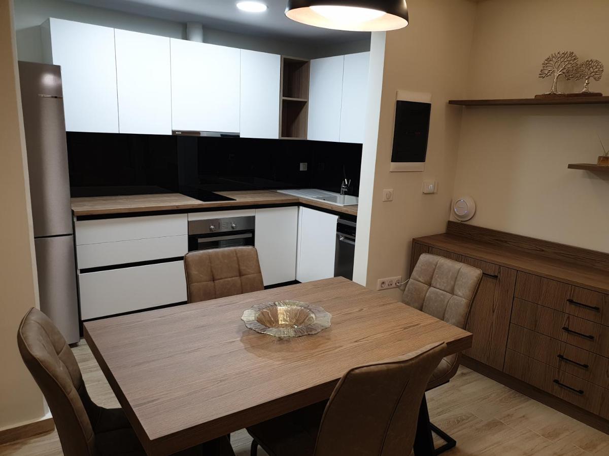 Olive Deluxe Apartment Kardítsa Екстериор снимка