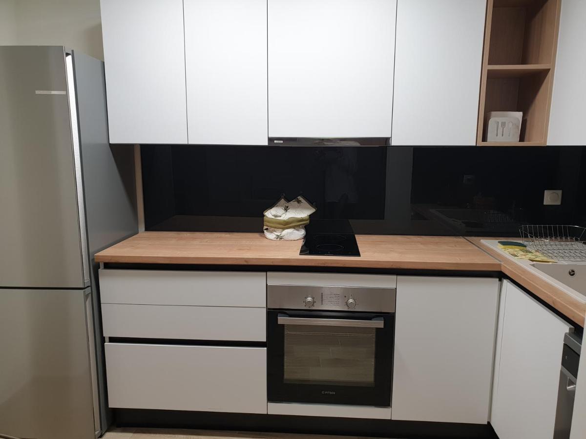 Olive Deluxe Apartment Kardítsa Екстериор снимка